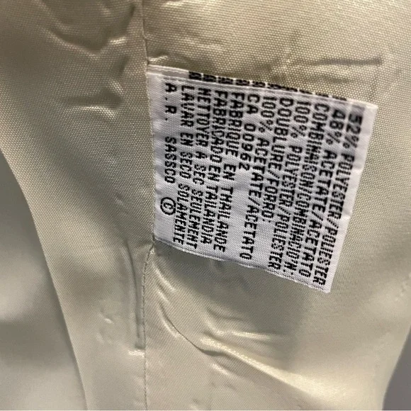 Two piece skirted summer Kasper Suit size 6. Mint green in color. - Picture 7 of 9